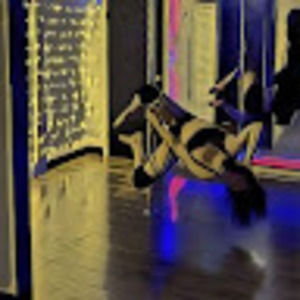 Meet your Posher, Leanne